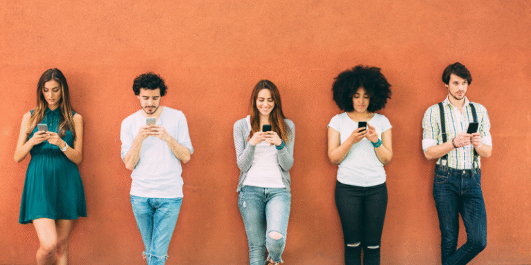 Douleurs au cou ou au dos: et si votre cellulaire en était la cause?