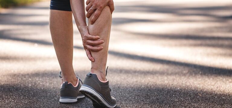 Douleurs jambe: causes, traitements, consultation | PhysioExtra