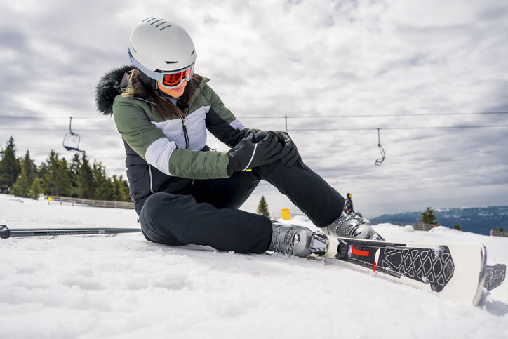 Common Ski-Related Knee Injuries: How to Prevent and Manage Them